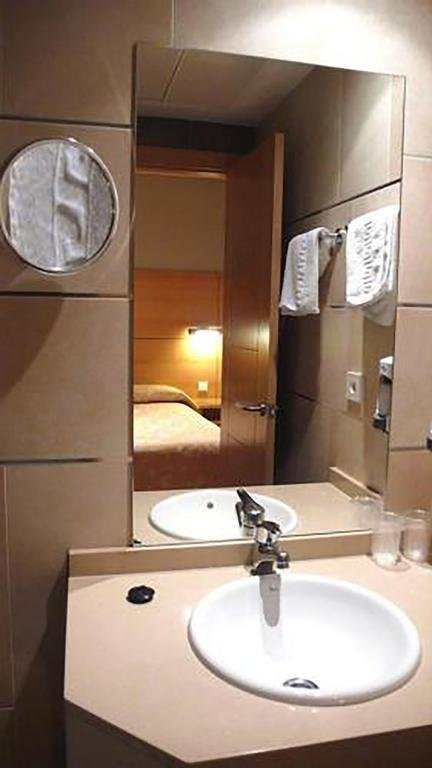 Фото Hotel Serrano