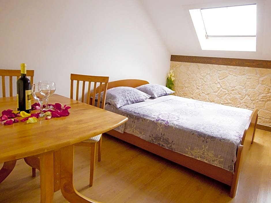 Фото Apartments & rooms Rina