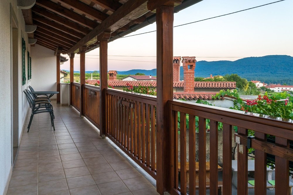 Фото Tourist Farm Petelin-Durcik