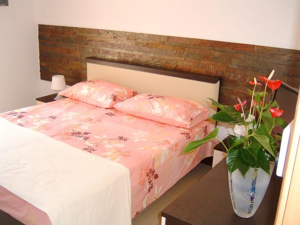 Фото Apartment With 2 Bedrooms in Gagliano del Capo, With Furnished Terrace Near the Beach