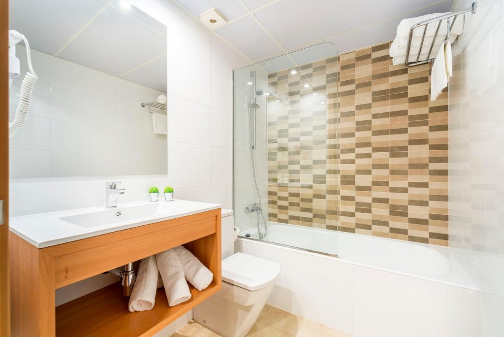 Фото Apartaments Condado