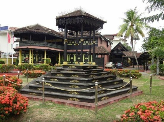 Royal Guest House Kota Bharu