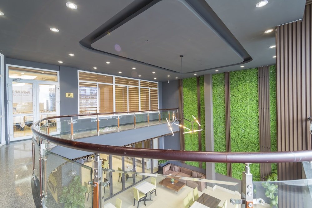 Фото Salem Riverside Hotel