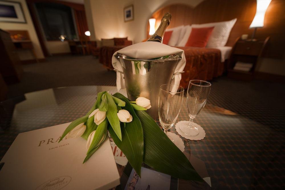 Фото The President