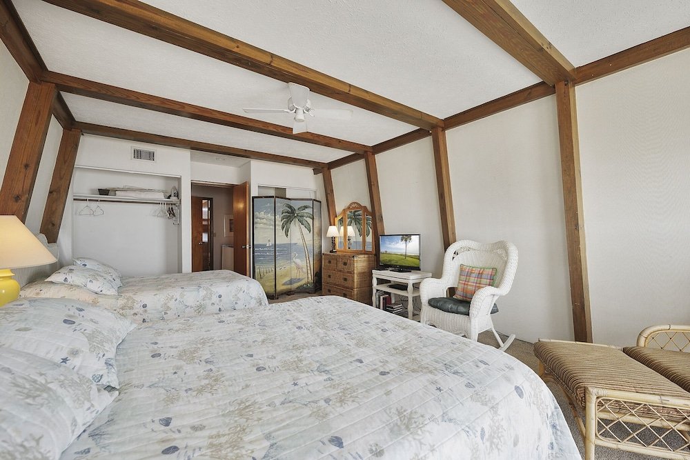 Фото Oasis Beach House