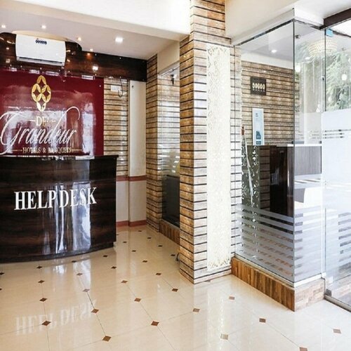 Гостиница De grandeur Hotel and Banquets