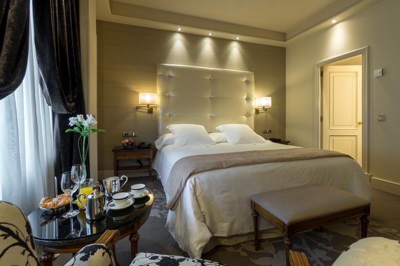 Фото Wellington Hotel & SPA Madrid