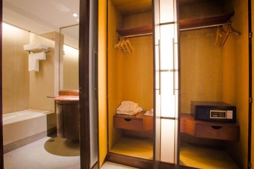 Фото Fortune Hotel Korat