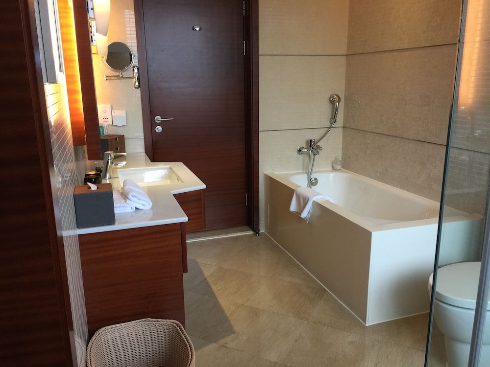 Фото Ramada Plaza Shanghai Caohejing