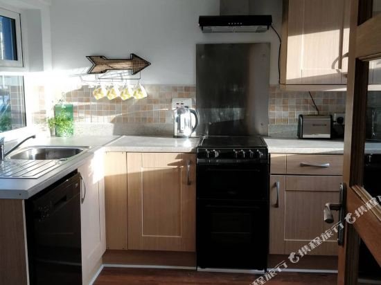 Фото Antrim Coast Apartment A