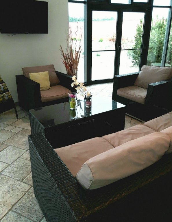 Фото HotelF1 Poitiers Nord Futuroscope