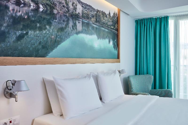 Фото Olive Green Hotel