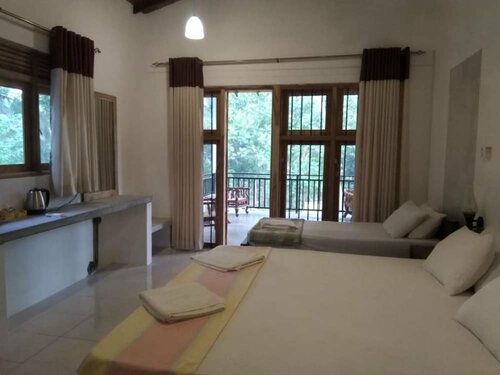 Гостиница Mansala Safari House в Провинции Сабарагамува