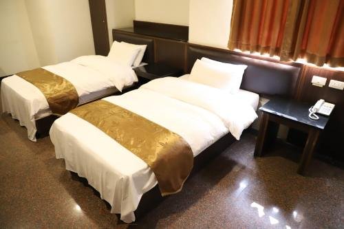 Фото Regal International Hotel