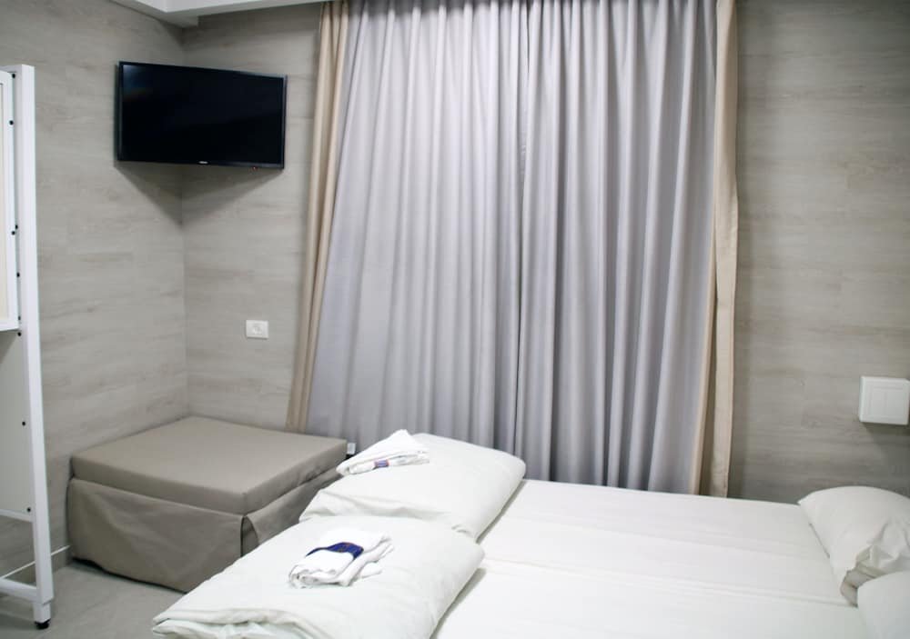 Фото Hi Rabin Jerusalem Hostel