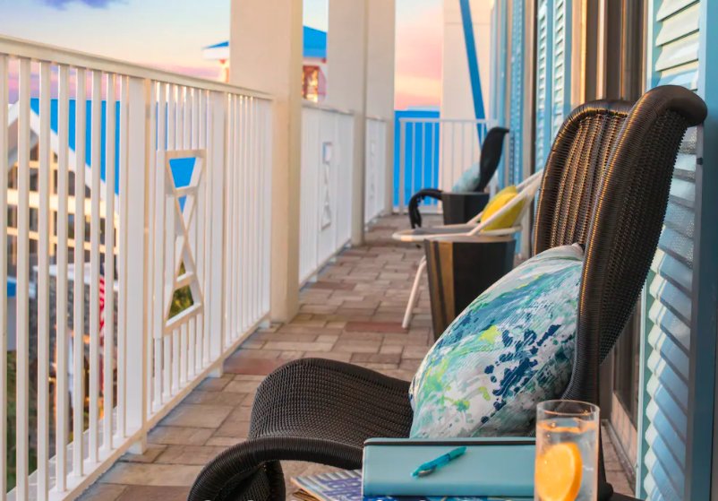 Фото Universal's Loews Sapphire Falls Resort