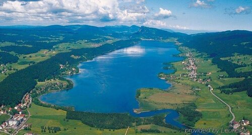 Гостиница Hotel de la Lande в Понтарлье