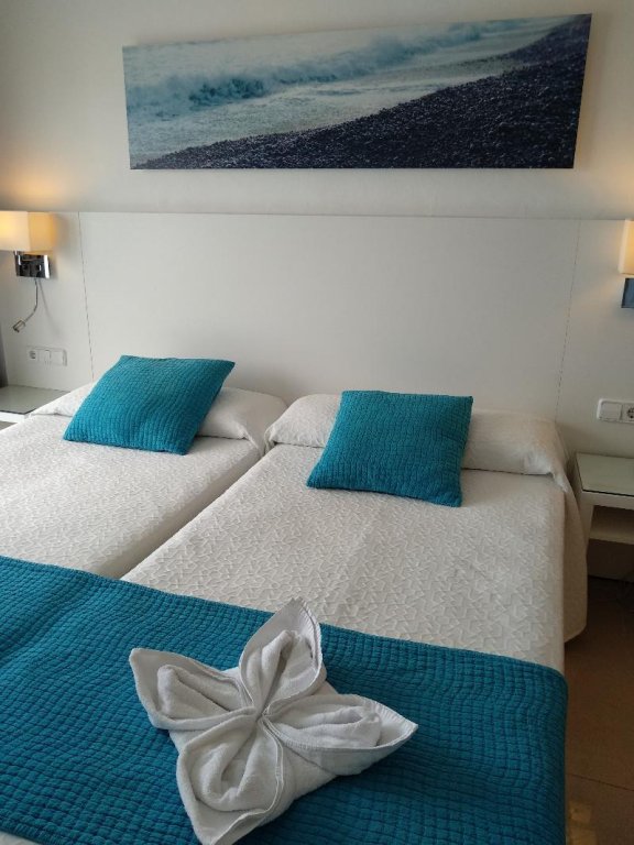 Фото Nereida Aparthotel