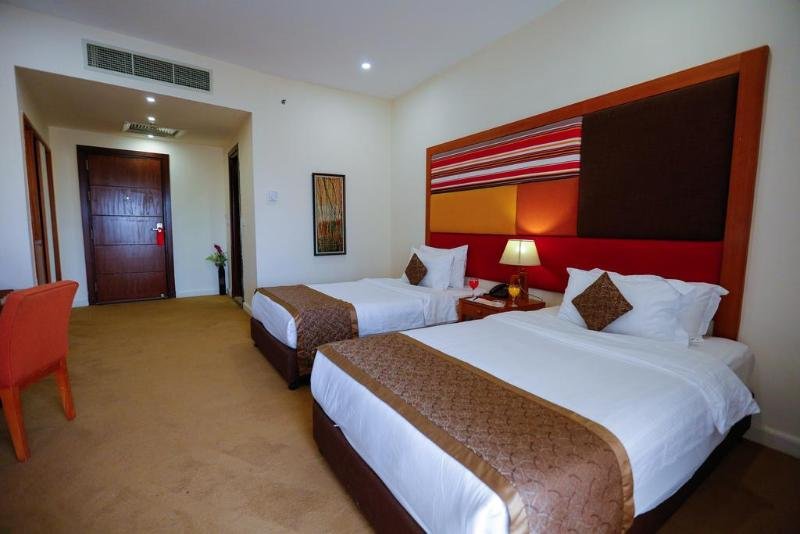 Фото Tolip Family Park Hotel