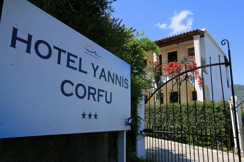 Внешний вид отеля Hotel Yannis Corfu в Ипсосе, фото 3