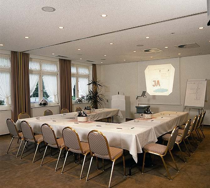 Фото Hotel Landgut Horn