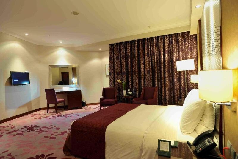 Фото Al Marwa Rayhaan by Rotana