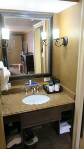 Гостиница Best Western Plus French Quarter Courtyard Hotel