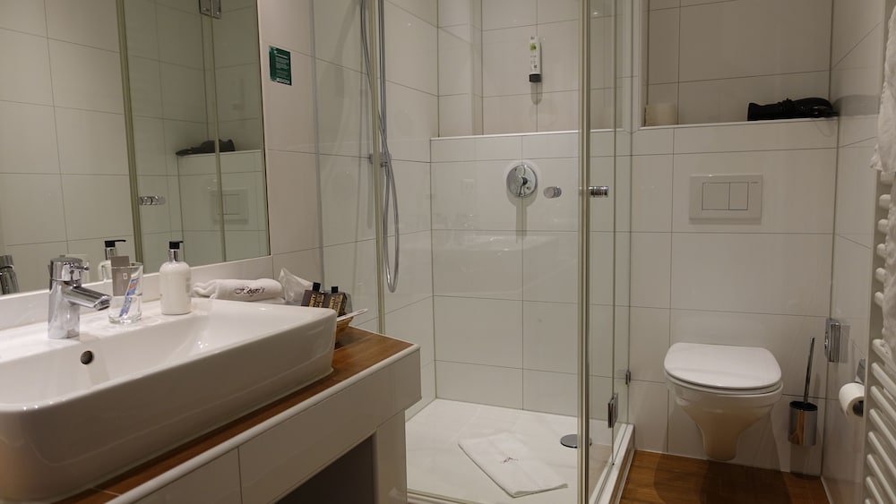 Фото Högers Hotel und Restaurant