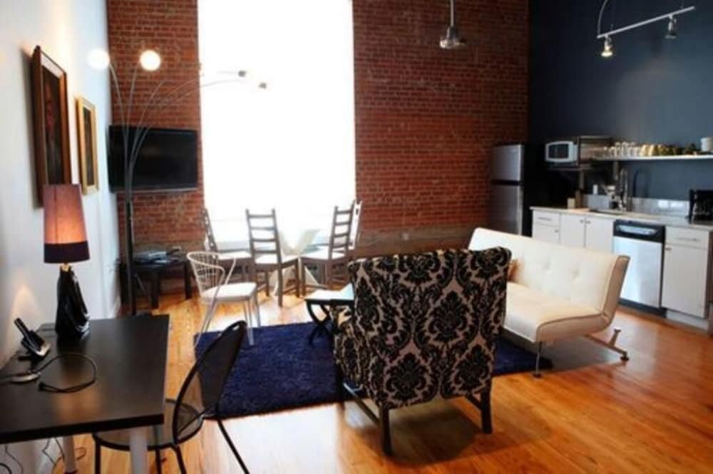 Фото Buchanan Lofts