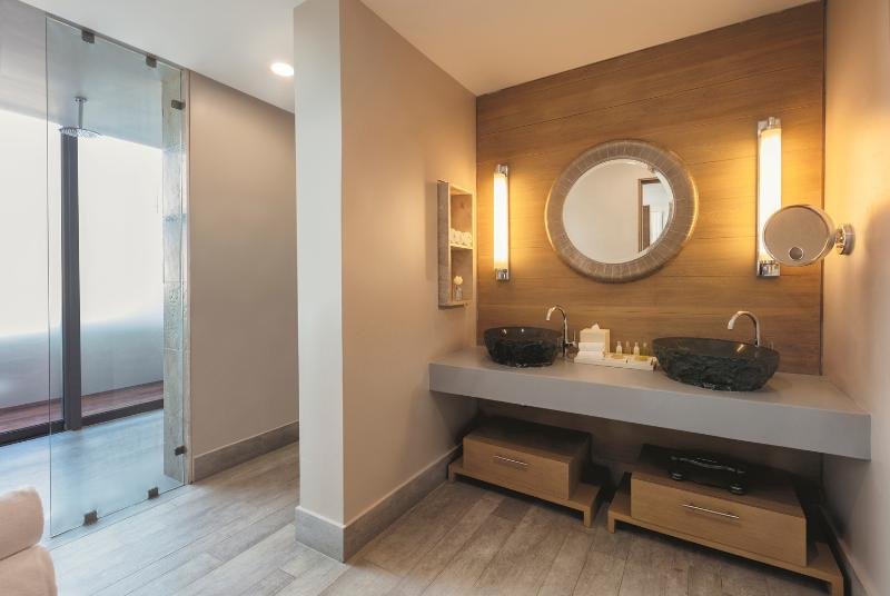 Фото Live Aqua Boutique Resort Playa del Carmen