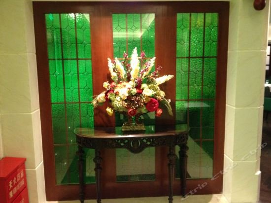 Фото Seventh Heaven Hotel