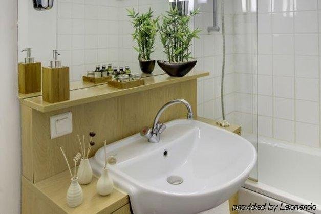 Фото Citadines Castellane Marseille