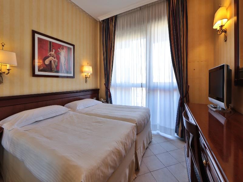 Фото Unaway Hotel & Residence Contessa Jolanda Milano