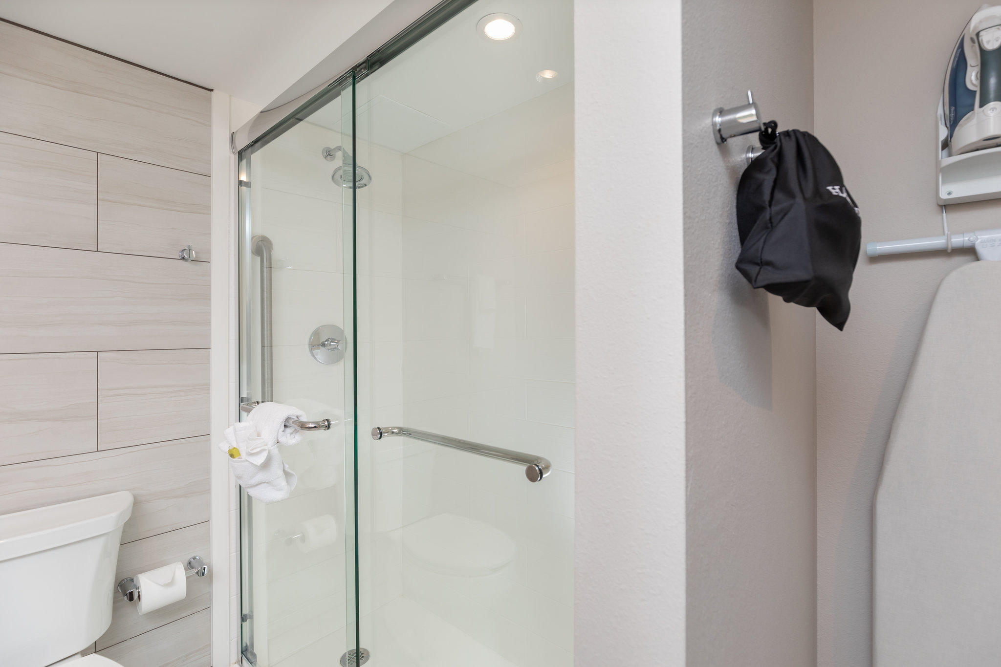 Фото Holiday Inn Express Pensacola Beach, an Ihg Hotel