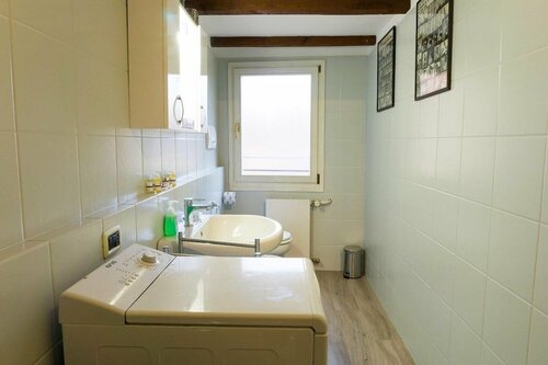 Внешний вид отеля Albergo Garisenda в Болонье, фото 4