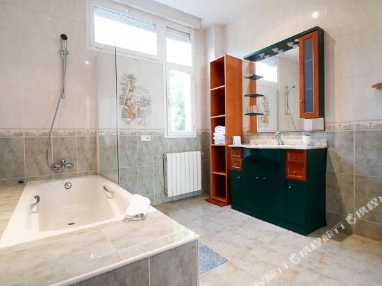 Фото Escala Suites