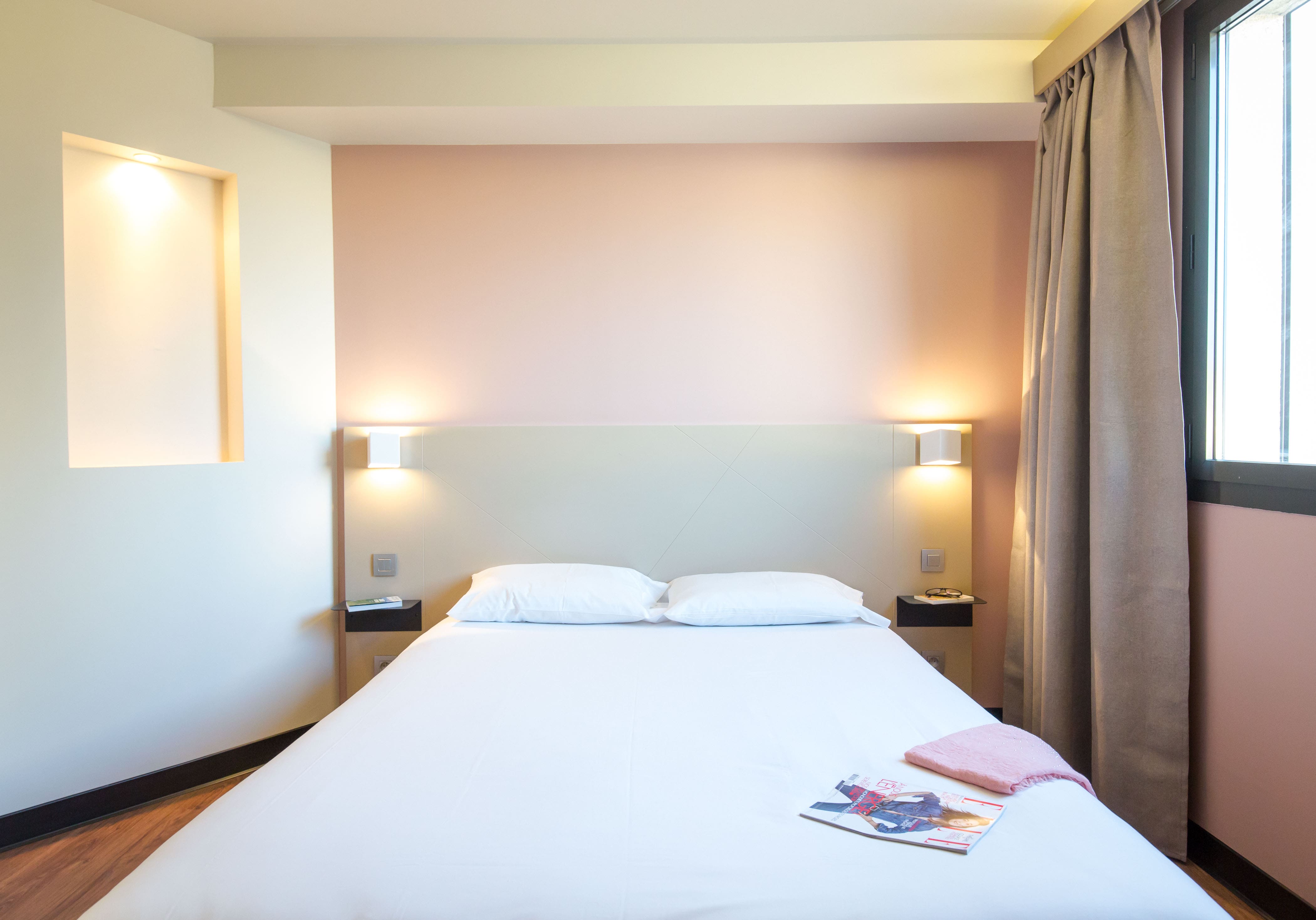 Фото B&b Hotel Marseille Centre La Timone