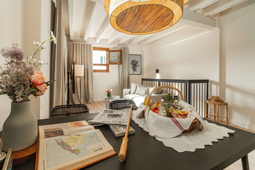 Фото Отель Samaritana Suites