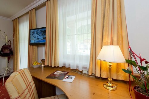 Гостиница Hotel Salzburger Hof