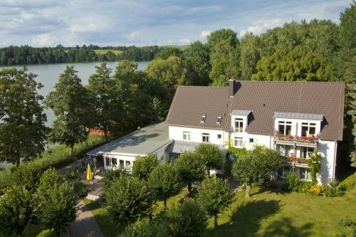Гостиница Seehotel Lindenhof