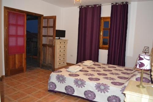 Фото Volcano Beach Hotel