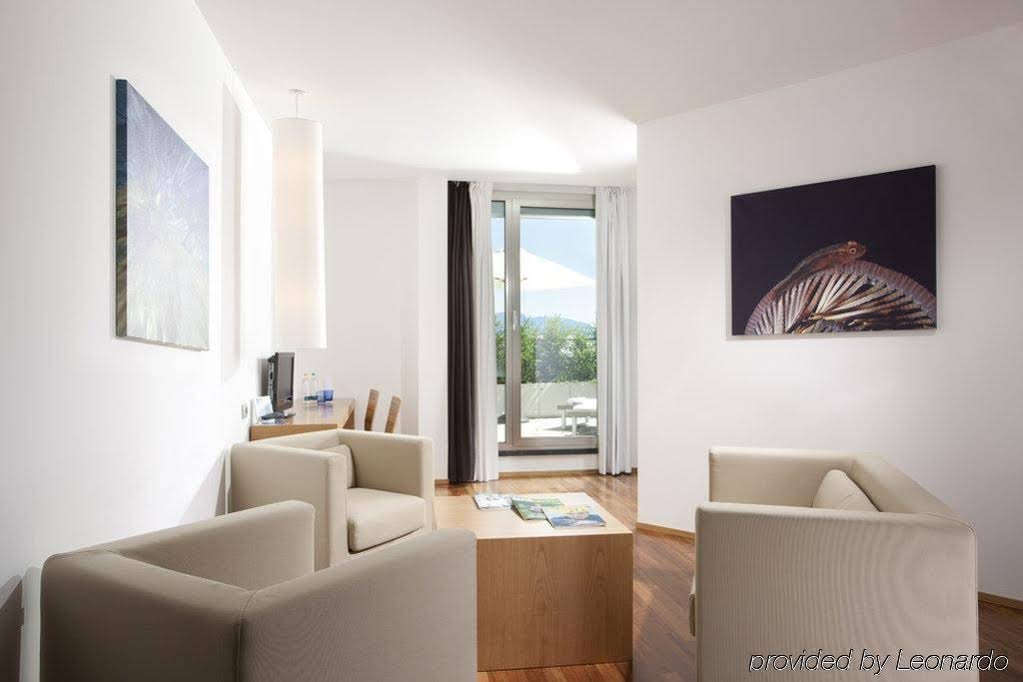 Фото Sea Art Hotel