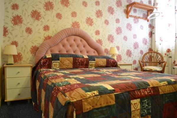 Фото The Glen Guest House