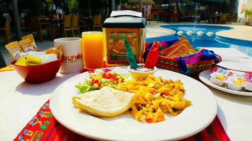 Гостиница Dolce Vita Caribe Beach B&b в Плая-дель-Кармен