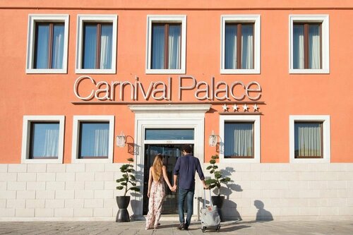 Гостиница Carnival Palace  в Венеции