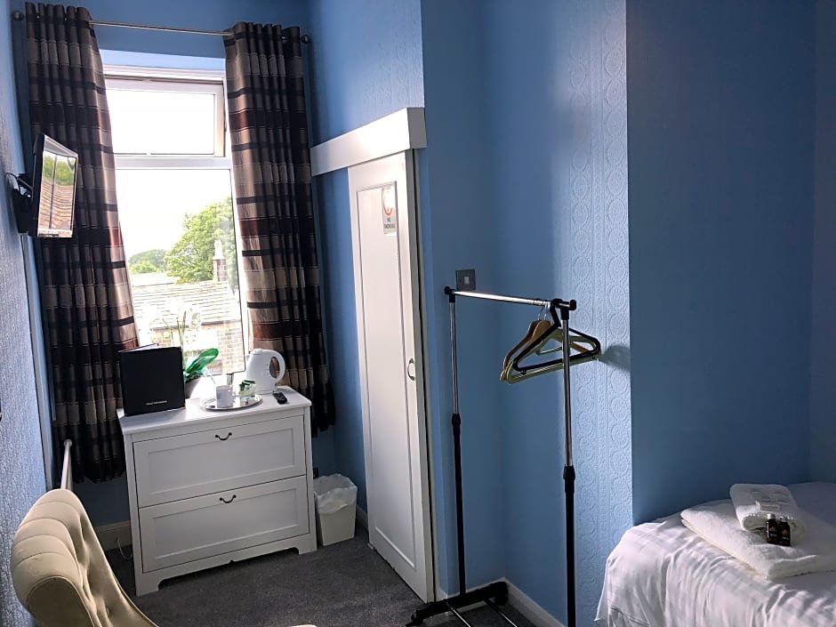 Фото Peasehill House