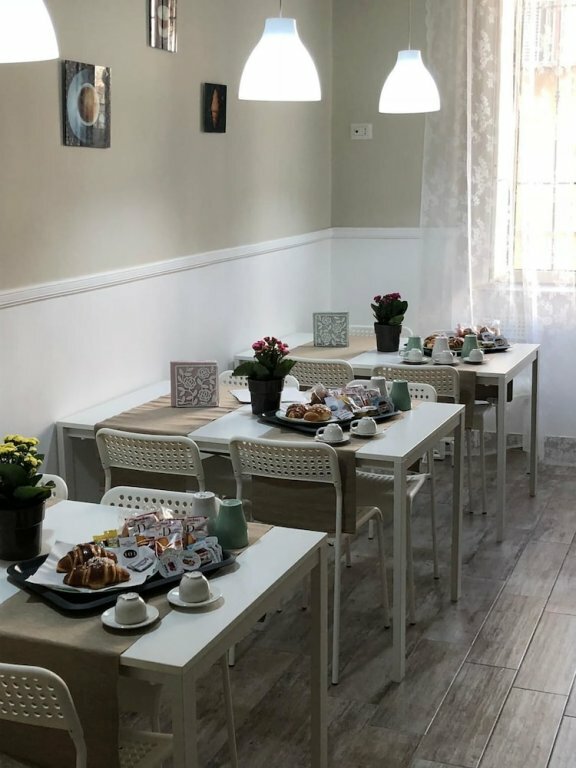 Hotel Angelica, Naples, photo