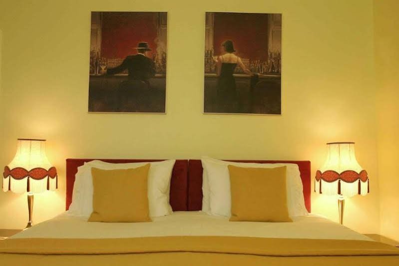 Фото Moresby Hall