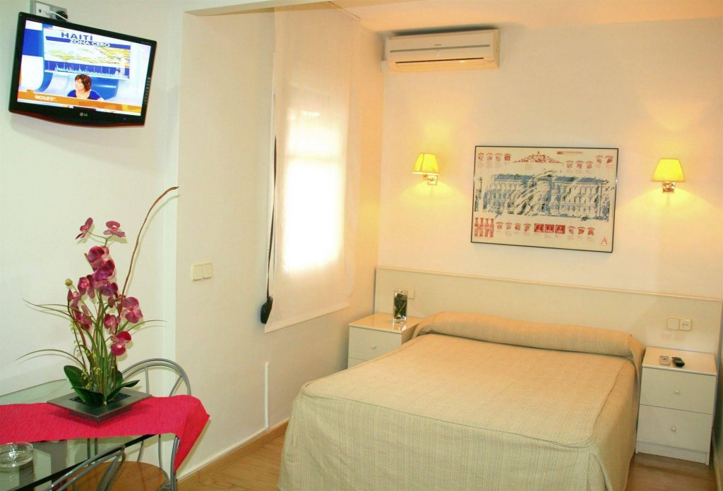 Фото Aspasios Sagrada Familia Apartments