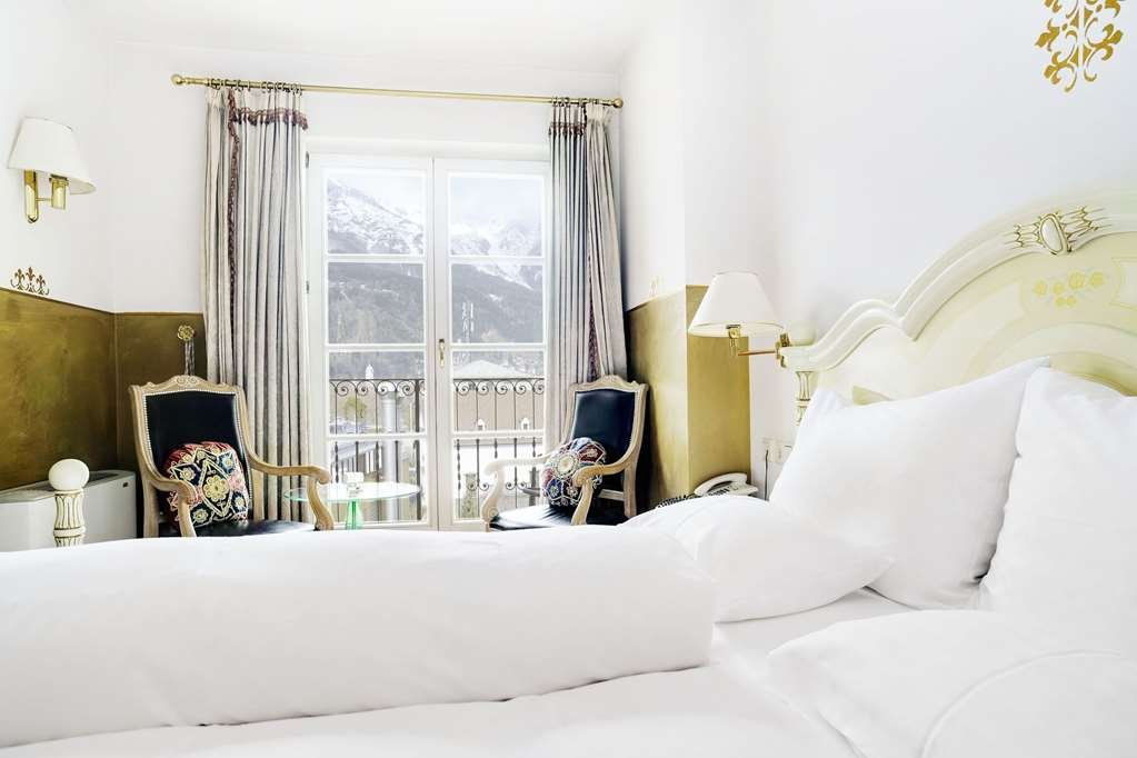 Фото Hotel Schwarzer Adler